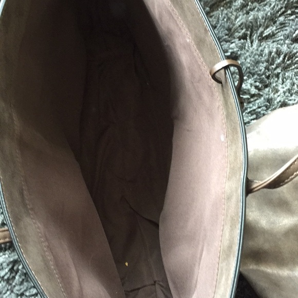 Tote with extra crossbody bag - Picture 3 of 4